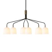 Gubi Kroonluchter Howard 6-lamps 134x73 cm brons/wit