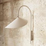 ferm LIVING Arum Zwenk wandlamp, beige, 47 cm, stekker