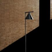 FLOS Captain Flint vloerlamp 2.700K zwart