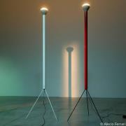 Vloerlamp FLOS Luminator, rood, hoogte 189 cm, metaal