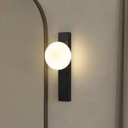 Lindby badkamer wandlamp Tavrik, zwart/wit, hoogte 30 cm, glas