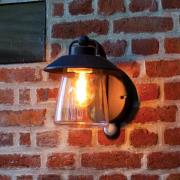 CATE buitenwandlamp met sensor, zwart, 22 cm, IP44, E27